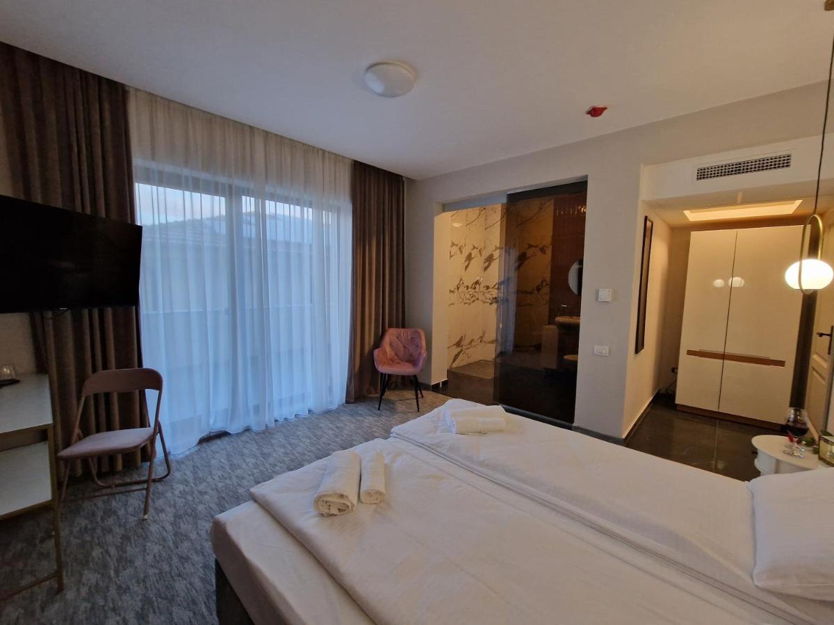 Art'S Luxury Boutique Hotel Oradea Bagian luar foto